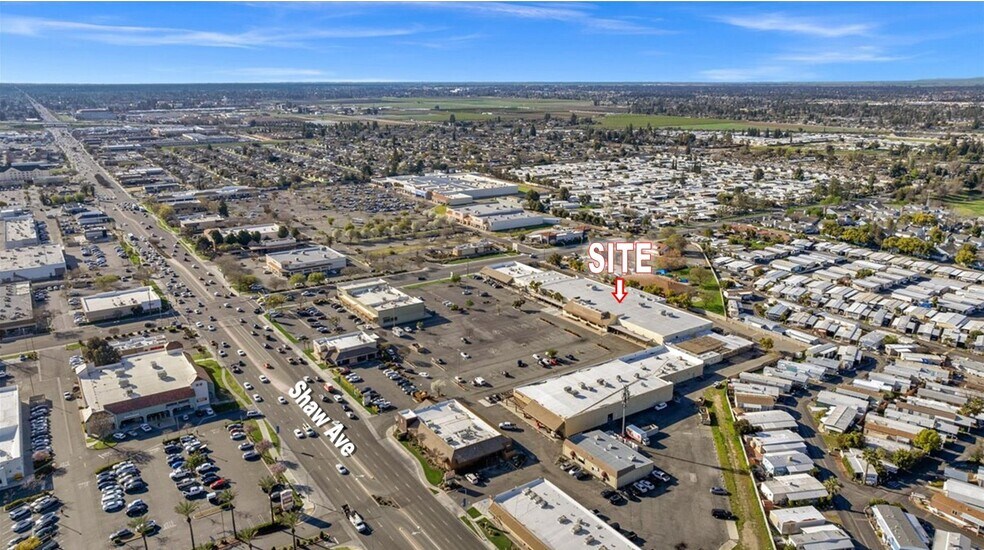 More Photos Of 147 W Shaw Ave, Clovis General Retail For Lease