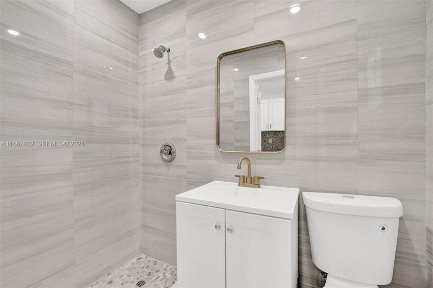 More Photos Of 5807 SW 25th St, West Park Apartments For Sale