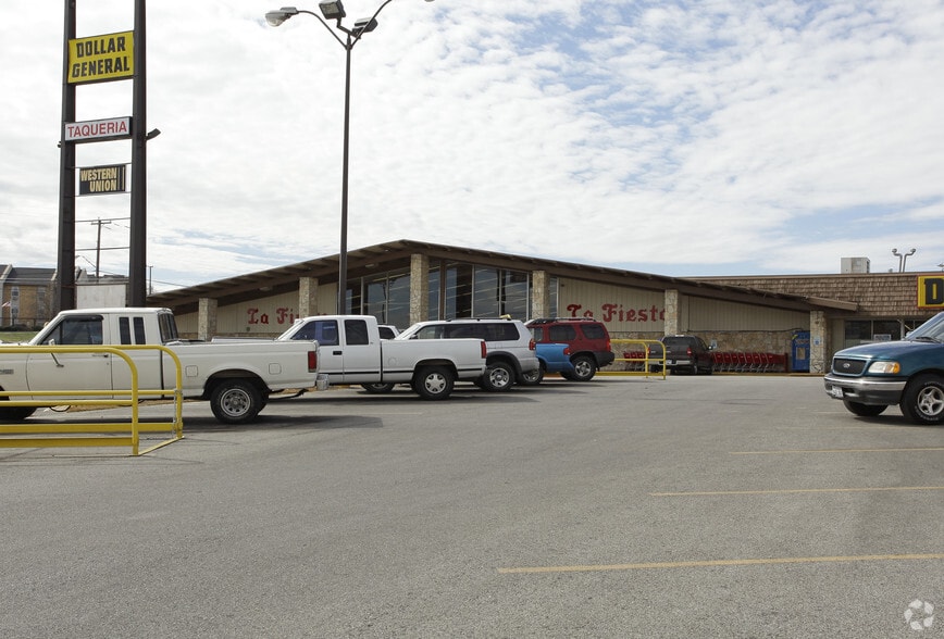 More Photos Of 6103 Pecan Valley Dr, San Antonio Supermarket For Sale
