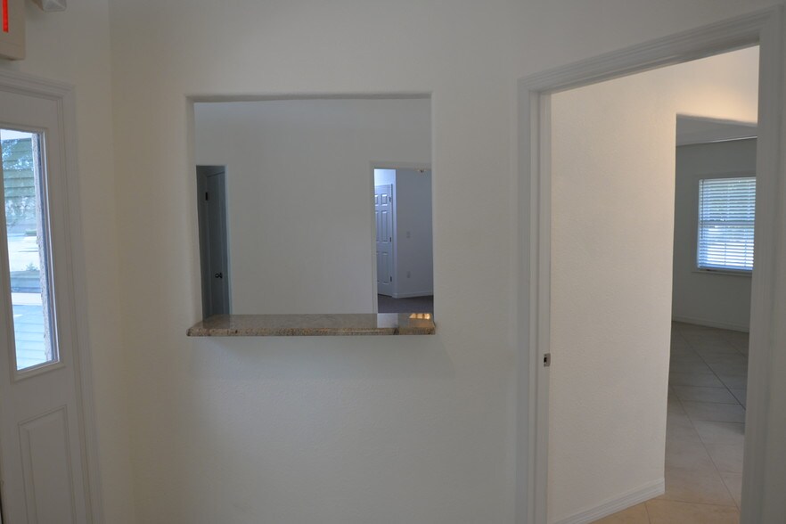 More Photos Of 8028 Spring Hill Dr, Spring Hill Coworking Space