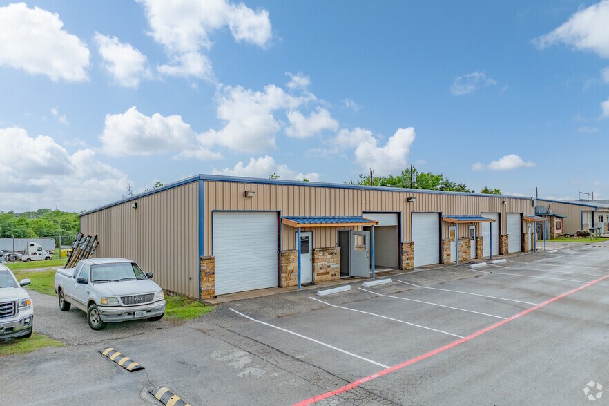 Primary Photo Of 2602 Fort Worth Hwy, Weatherford Warehouse For Lease