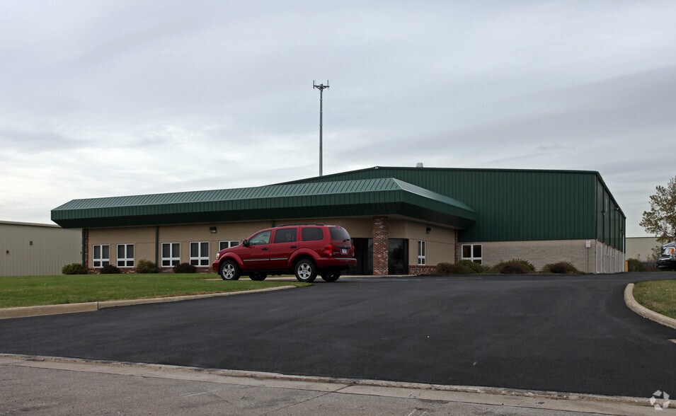 Primary Photo Of 7156 Sulier Dr, Temperance Manufacturing For Sale