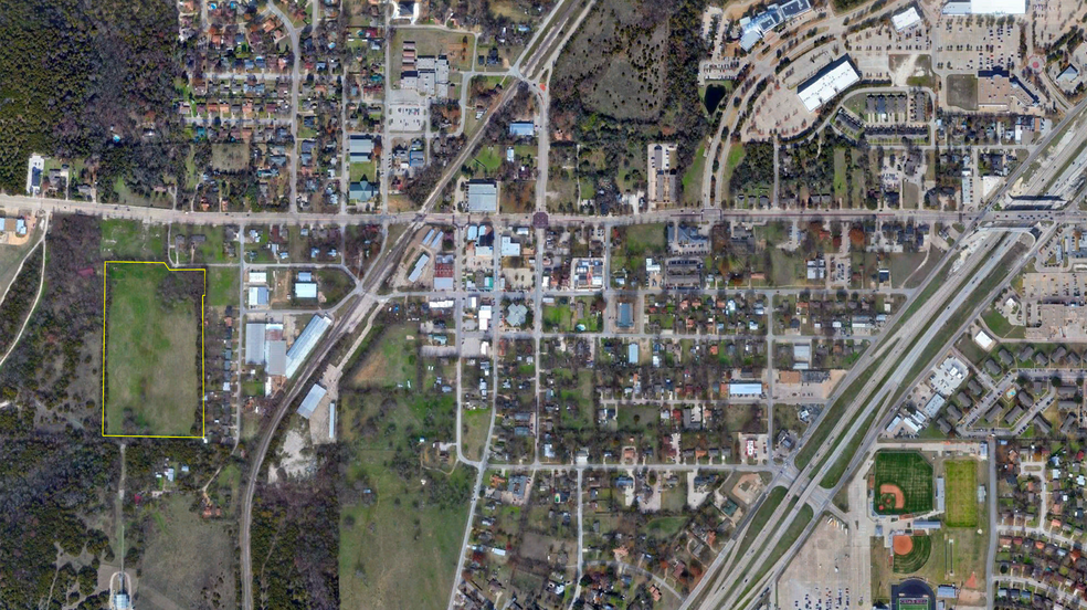 More Photos Of 100 Carrell, Cedar Hill Land For Sale