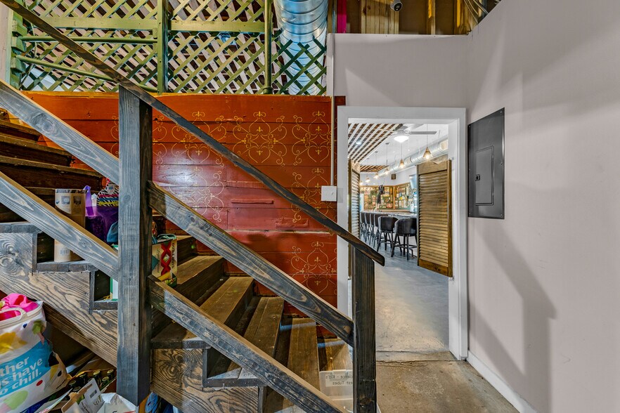 More Photos Of 4301 Avenue S, Galveston Storefront For Sale
