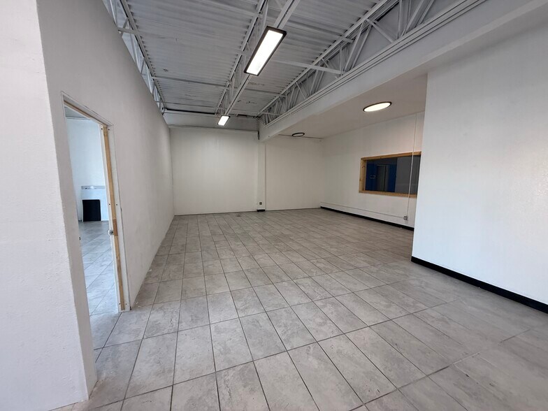 More Photos Of 1430 Bessemer Dr, El Paso Warehouse For Lease