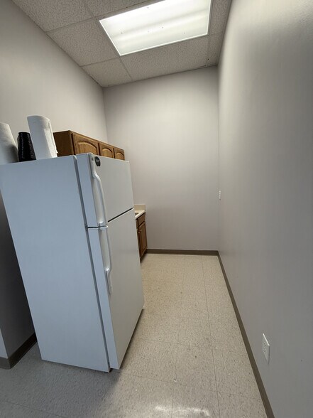 More Photos Of 420-452 Peppers Ferry Rd NW, Christiansburg Unknown For Lease