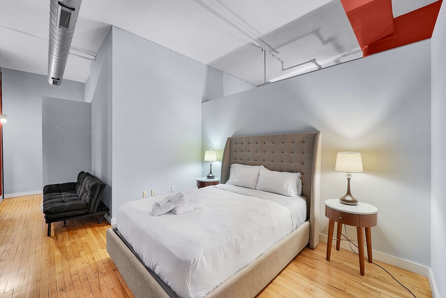 More Photos Of , Saint Louis Multifamily For Sale