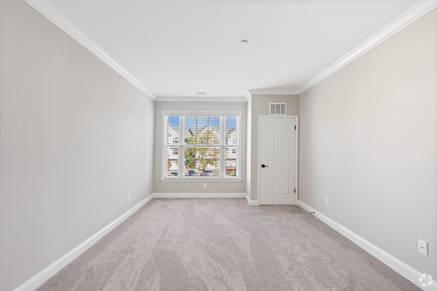 More Photos Of 555 Andorra Glen Ct, Lafayette Hill Apartments For Lease