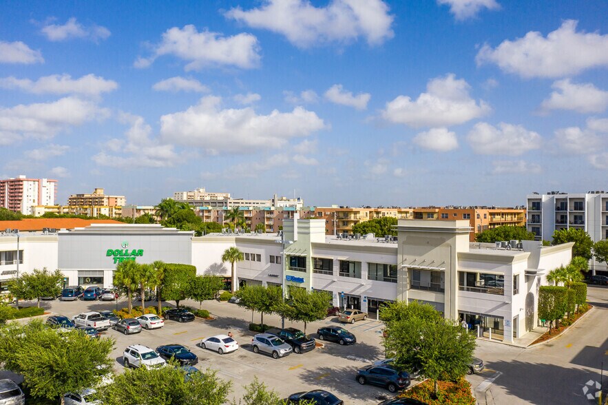 More Photos Of 4410 W 16th Ave, Hialeah Freestanding For Lease