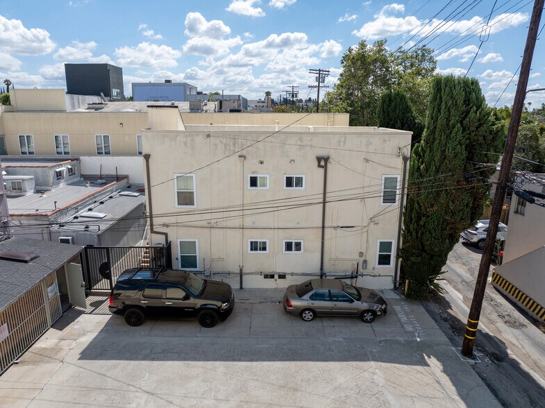 More Photos Of 8262 Melrose Ave, Los Angeles Storefront Retail Residential For Sale