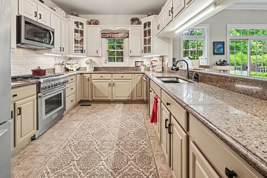 More Photos Of 4037 Old Williamston Rd, Belton Specialty For Sale
