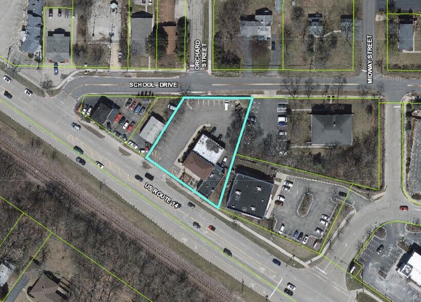 More Photos Of 700 Northwest Hwy, Fox River Grove Restaurant For Sale