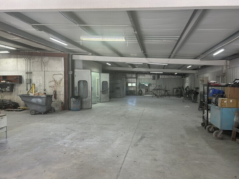 More Photos Of 890 Sleepy Hollow Rd, Powder Springs Warehouse For Sale