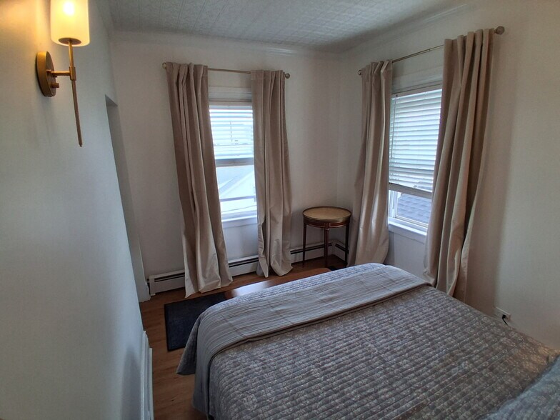 More Photos Of 117 Water St, Stonington Apartments For Sale
