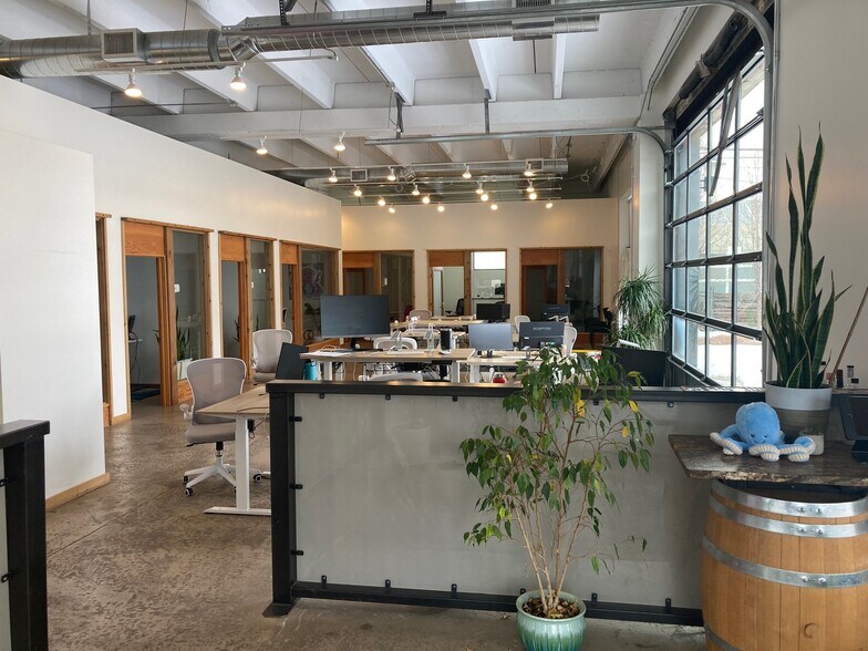More Photos Of 3301 Lawrence St, Denver Office For Lease