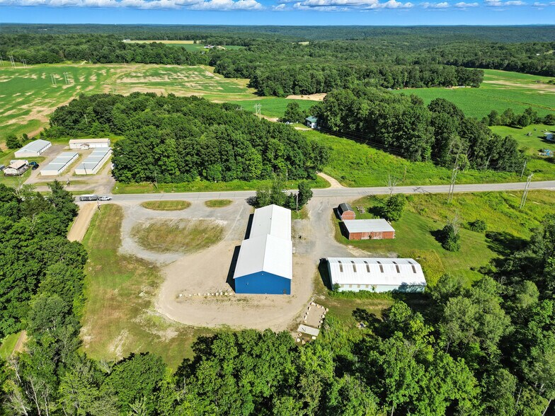 Primary Photo Of 4487 Sr 8, Titusville Showroom For Sale