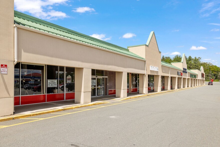 More Photos Of 570 Meadow St, Littleton Unknown For Lease