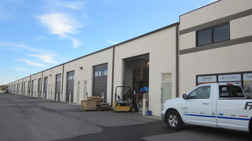 More Photos Of 12001 E 33rd Ave, Aurora Warehouse For Lease