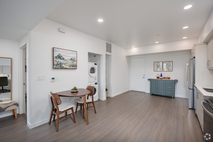 More Photos Of 2724 El Cajon Blvd, San Diego Apartments For Lease