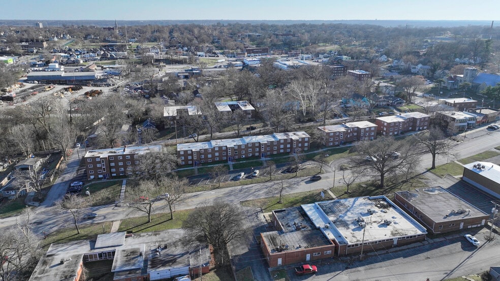 Primary Photo Of 1621 Washington Blvd, Kansas City Apartments For Sale