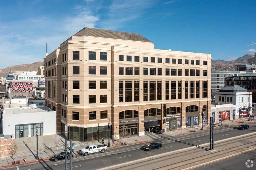 Primary Photo Of 440 W 200 S, Salt Lake City Office For Lease