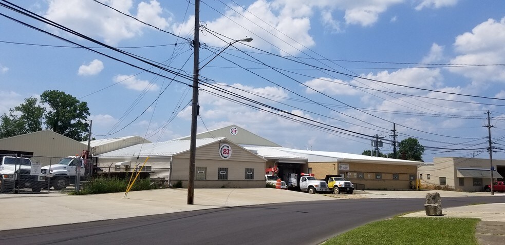 Primary Photo Of 13921-13995 Enterprise Ave, Cleveland Manufacturing For Sale