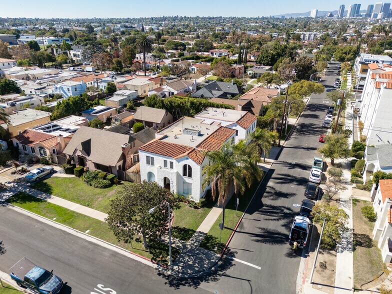 More Photos Of 1601-16031/2 S Hayworth Ave, Los Angeles Apartments For Sale