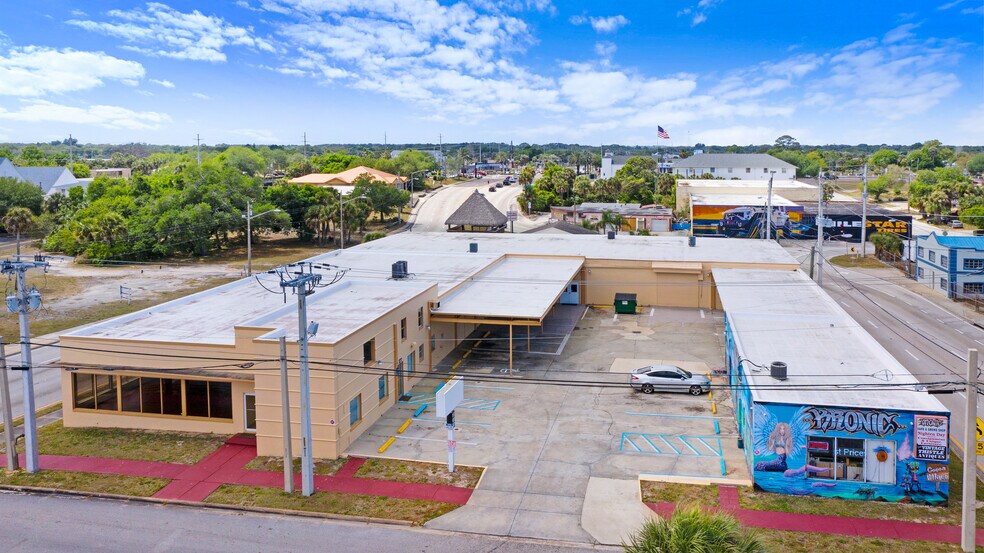 More Photos Of 117-137 Hughlett Ave, Cocoa General Retail For Sale