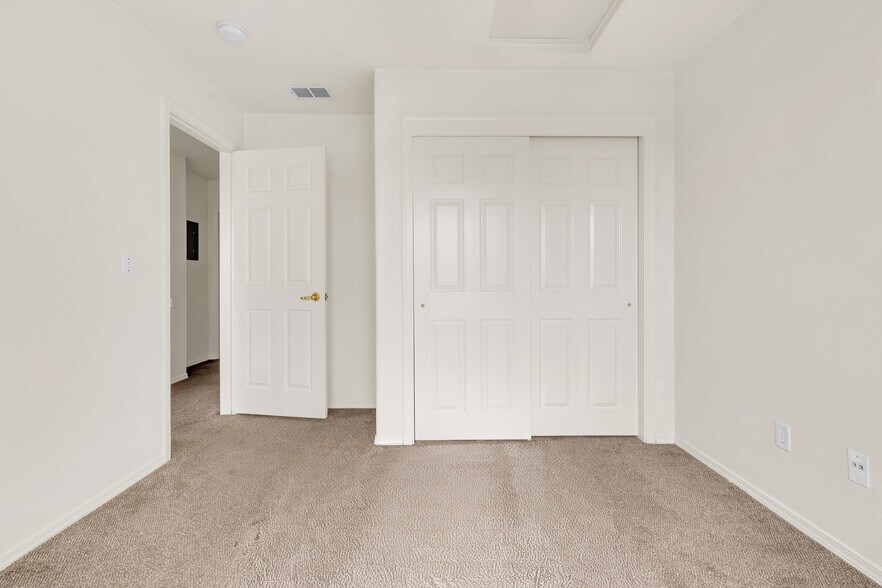 More Photos Of 1832 Merced St, Madera Apartments For Sale