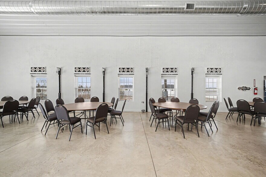 More Photos Of 3548 W County Road 500 N, Frankfort Warehouse For Sale