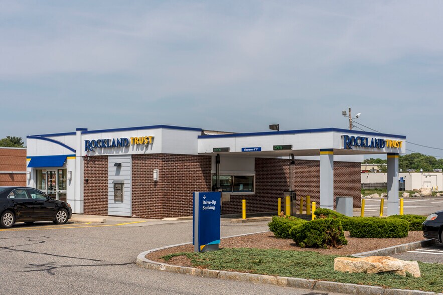 More Photos Of 110 Main St, Weymouth Unknown For Lease