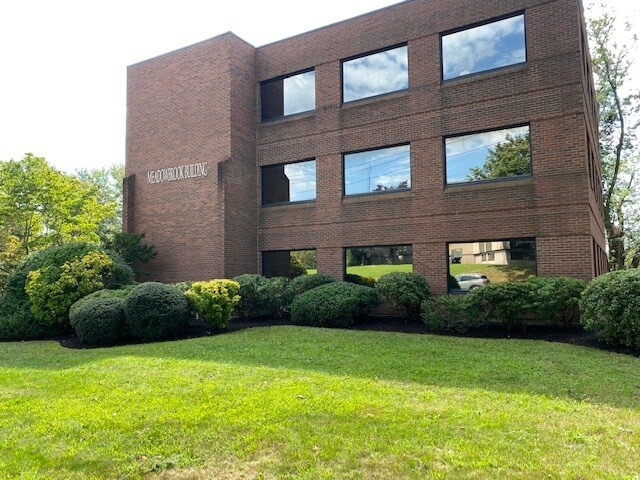 Primary Photo Of 2751 Dixwell Ave, Hamden Office For Lease