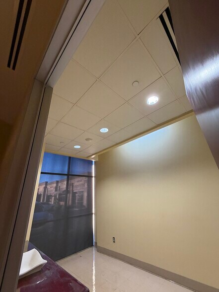 More Photos Of 4852 E Baseline Rd, Mesa Research And Development For Sale