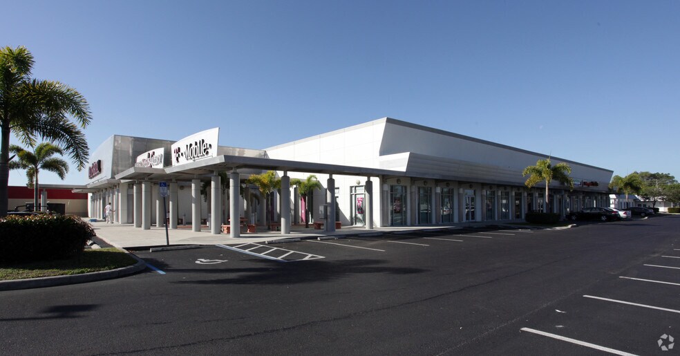 More Photos Of 4224 S Cleveland Ave, Fort Myers Unknown For Lease