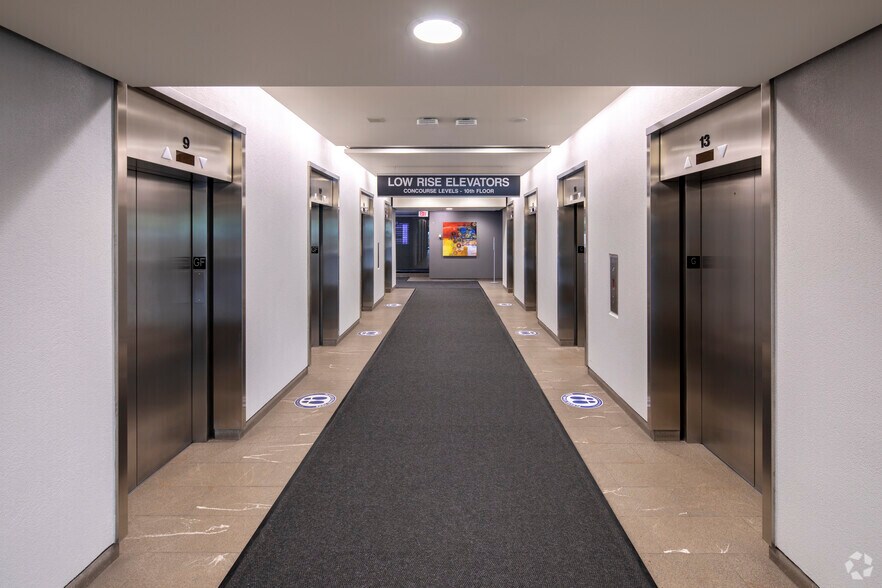 More Photos Of 700 University Ave, Toronto Office For Lease