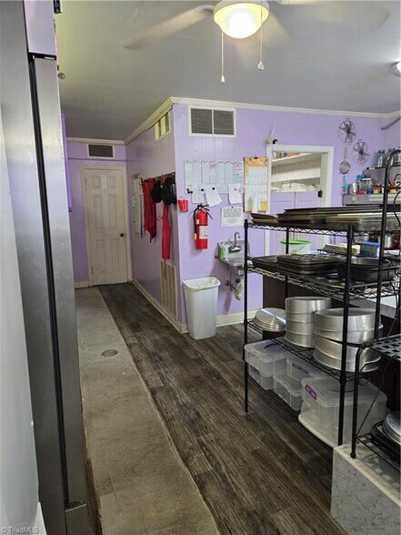 More Photos Of 1518 Main St, Ramseur General Retail For Sale