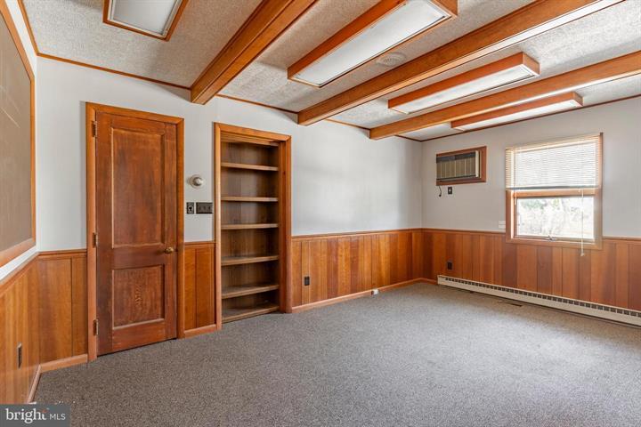 More Photos Of 915 N Hanover St, Elizabethtown Medical For Sale