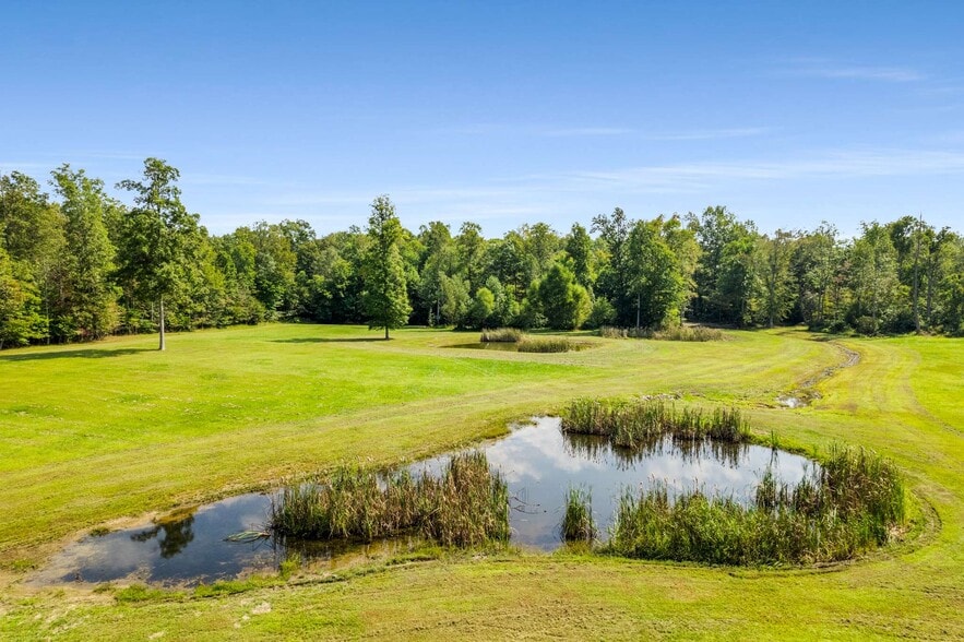 More Photos Of 456 Lakewood Park Rd, Beechgrove General Retail For Sale