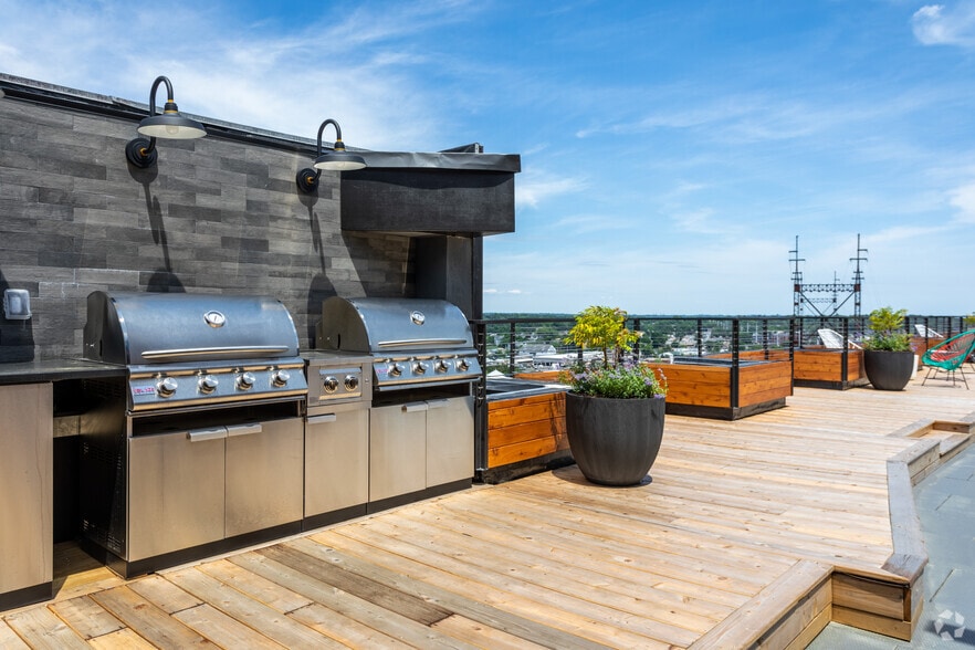 More Photos Of 50 Washington St, Norwalk Office For Lease