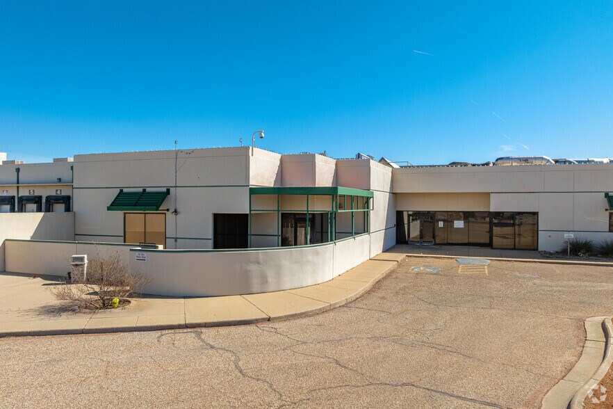 More Photos Of 3203 Avenue B, Lubbock Food Processing For Lease