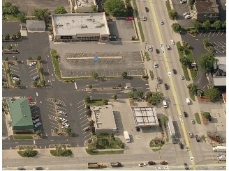 More Photos Of 14325 S LaGrange Rd, Orland Park General Retail For Lease