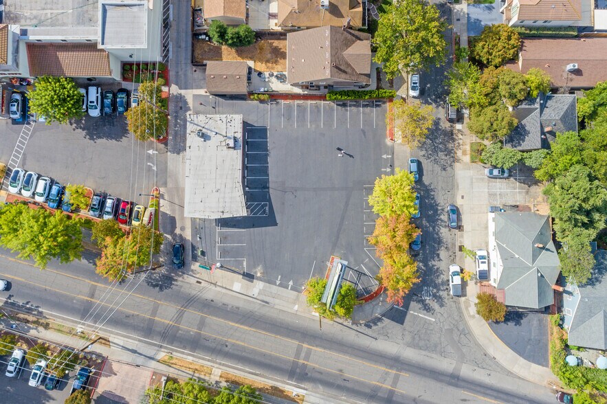 More Photos Of 4900-4922 Folsom Blvd, Sacramento Restaurant For Sale