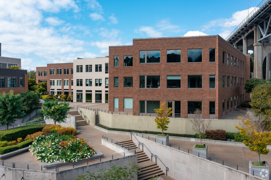 Primary Photo Of 837 N 34th St, Seattle Coworking Space