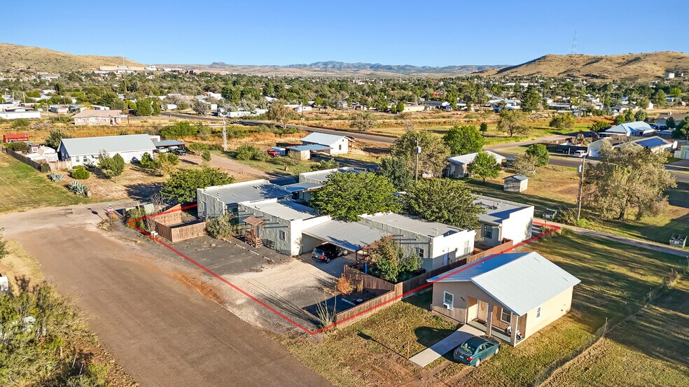 More Photos Of 1105 N 13th St, Alpine Apartments For Sale