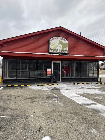 More Photos Of 1800 Dixie Hwy, Louisville Restaurant For Sale