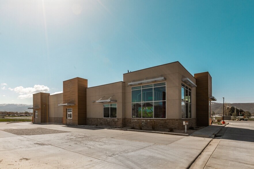 More Photos Of 191 E Gateway Dr, Heber City Fast Food For Sale