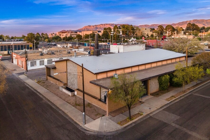 More Photos Of 111 University SE Blvd, Albuquerque Specialty For Sale