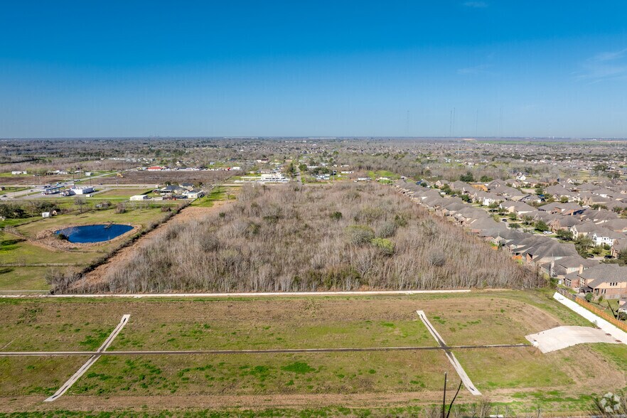 More Photos Of 2985 Kingsley dr, Pearland Land For Sale
