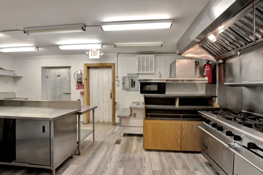 More Photos Of 11845 US 41 St, Monteagle Trailer Camper Park For Sale