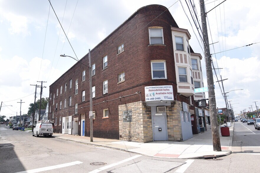 Primary Photo Of 9605 Lorain Ave, Cleveland Apartments For Sale